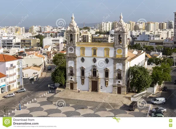 Faro : hoofdstad van de algarve, bezoek ook de eilandjes rond de stad op 50 km