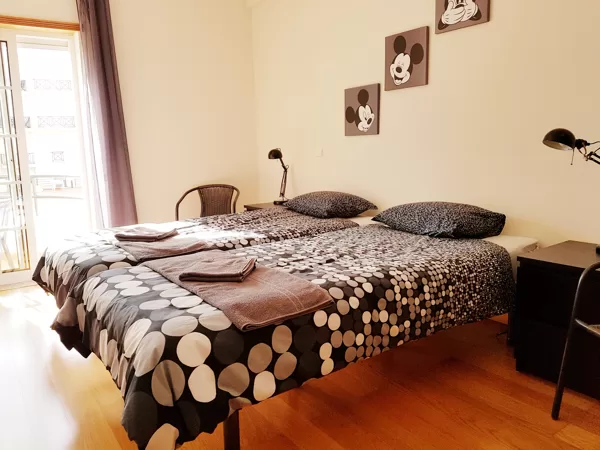 Deuxième chambre (25 m2) avec air conditionné froid/chaud.
