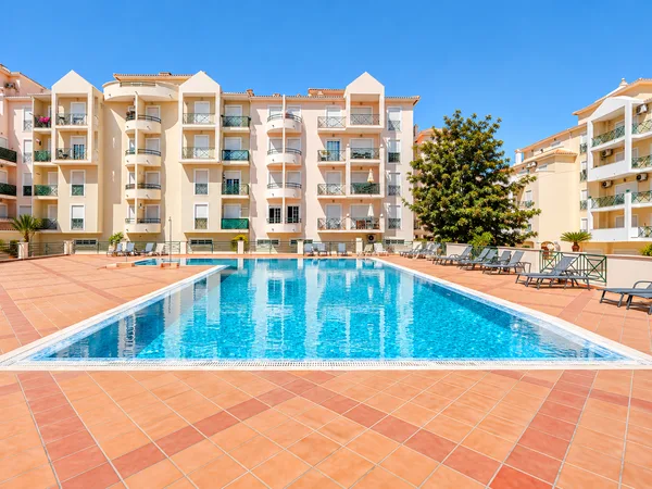 Large swimming pool20 x 10 m