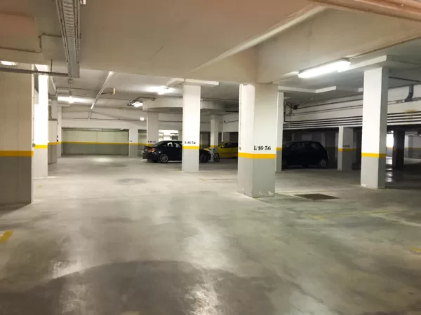 private underground parking 